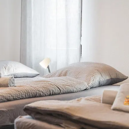 Apartamento Dz02 Komfortwohnung Für Monteure Und Arbeitsteams *