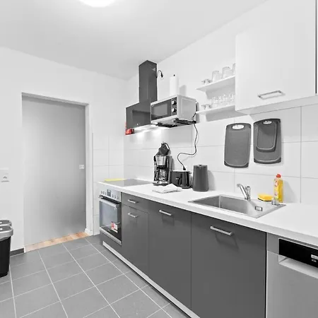 Dz02 Komfortwohnung Für Monteure Und Arbeitsteams Apartamento *